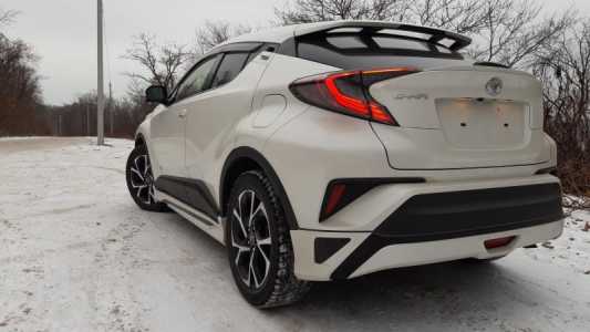 Продам Toyota C-HR 2017г