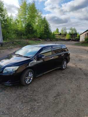 Toyota Corolla Fielder, 2011