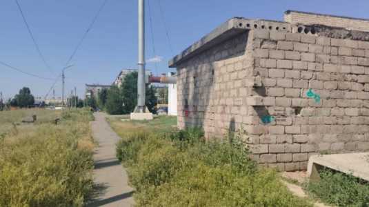 Участок и строения 76кв