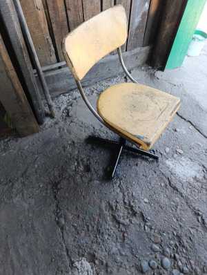 Стул для гаража.Б/у.