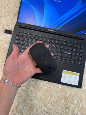 Продам ноутбук в отличном состоянии Asus ViVobook