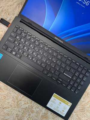 Продам ноутбук в отличном состоянии Asus ViVobook