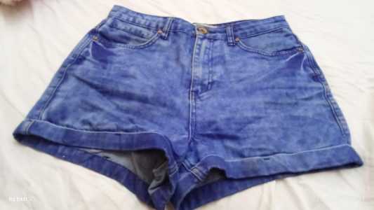 Шорты женские