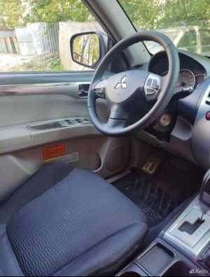 Mitsubishi Pajero Sport.