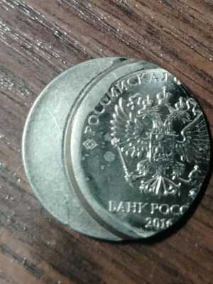 Монета Брак .