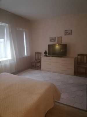 2-к квартира, 56 м2, 1/1 эт.