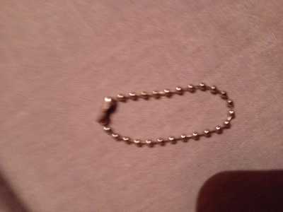 Ненужный маленькая цепочка