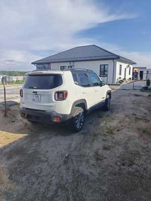 Jeep Renegade, 2016