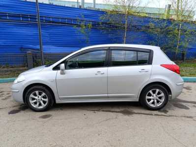 ������ Nissan Tiida, 2013