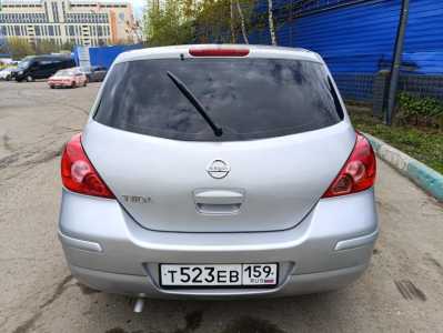 ������ Nissan Tiida, 2013