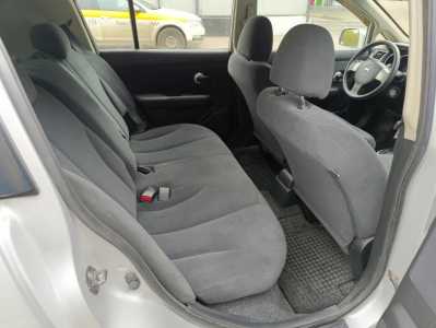 ������ Nissan Tiida, 2013