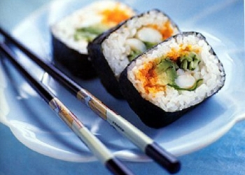 Роллы и пиццы