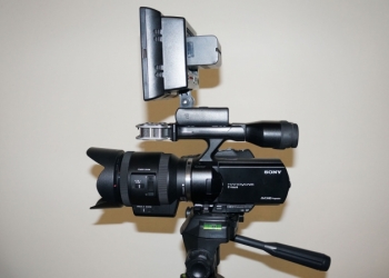Видеокамера Sony NEX-VG30EH и фотокамера Sony NEX-5R
