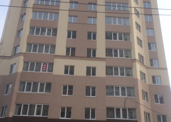 продам 2-х комн.квартиру. Центр.
