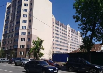 продам 2-х комн.квартиру. Центр.