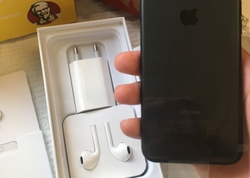 iPhone 7 Black Matte 32 Gb