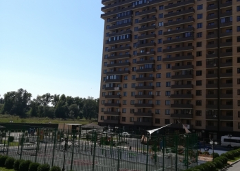 Продам 1-к квартиру, 40 м2, 7/24 эт.