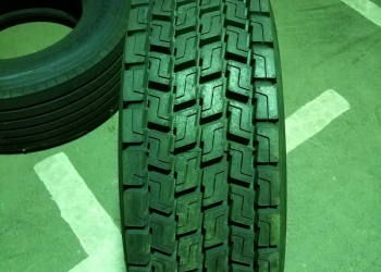 Автошина 295/60R22,5 16PR D915 149/146M LingLong
