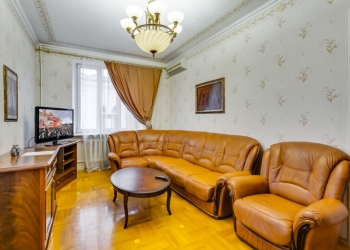 2-к квартира, на Большой Садовой, с раздельными комнатами
