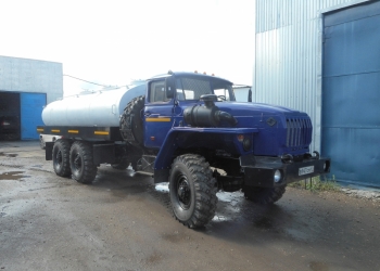 Автоцистерна УРАЛ 4320-1951-40 для питьевой воды