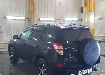 Toyota RAV4, 2010