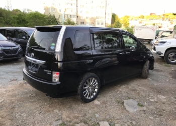 Toyota Isis, 2014