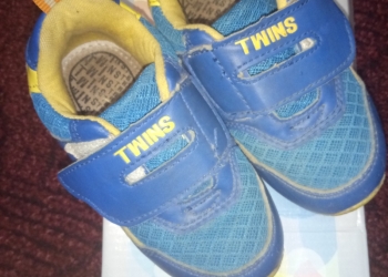 Кроссовки на мальчика