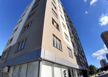 Продам квартиру-студию,площадью 34 м2, 3/9 эт.в монолитном доме. эт.