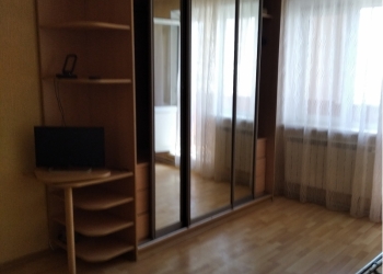 Сдам 1-к. квартиру, площадь 36м., 5/10 бульвар юности 27.