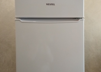 Продам холодильник Vestel