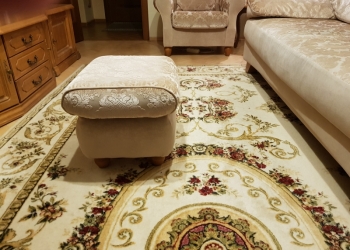 Продам комплект мягкой мебели