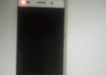 Продам телефон