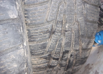 Пара покрышек R18 NOKIAN HAKKAPELIITTA 225/60