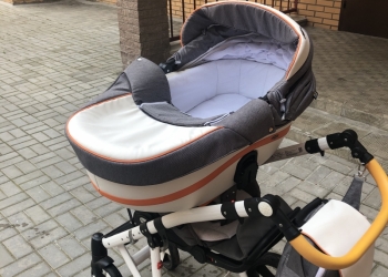 Продам детскую коляску