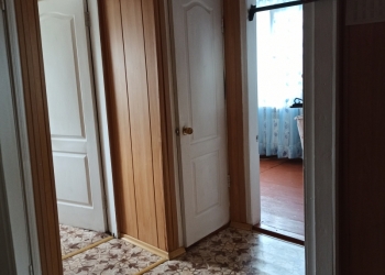 3-к квартира, 50 м2, 1/2 эт.
