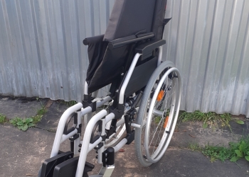 инвалидная коляска