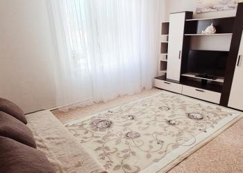 2-к квартира, 55 м2, 2/3 эт. Посуточно