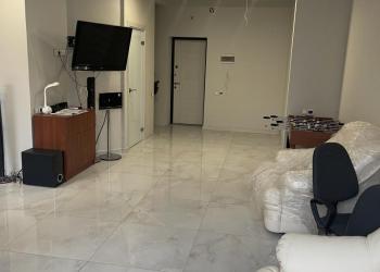 3-к квартира, 70 м2, 1/10 эт.