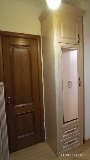 Шкаф для прихожей новый