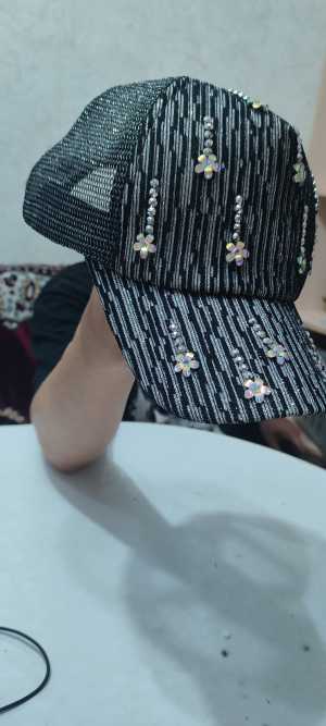 продаю кепочку красивую