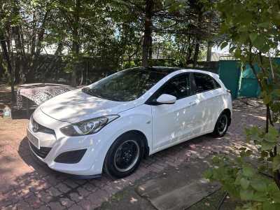 Hyundai i30, 2012