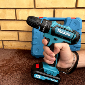 Новый Шуруповерт makita