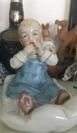 Статуэтка Германия 15 на 15 см