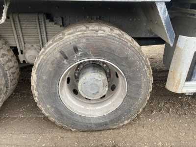 �������� Shacman 8�4, 550 �.�, 23 �.�., 74 �.��