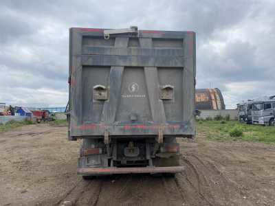 �������� Shacman 8�4, 550 �.�, 23 �.�., 74 �.��