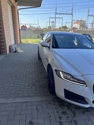 Jaguar XF, 2016