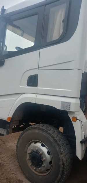 Тягач SНАСМАN 6х6, 430л.с, 22г, 101т.км