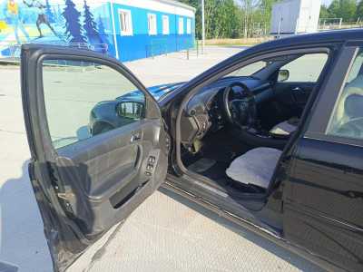 Mercedes C-, 2003
