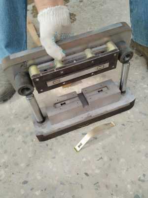 Штамп изготовления пружинок