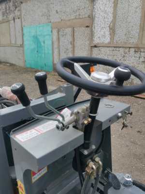 Фронтальный погрузчик
